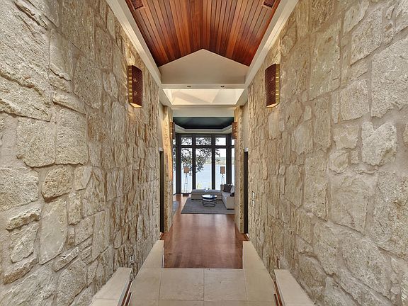 4th image of 1007 Coventry Road
