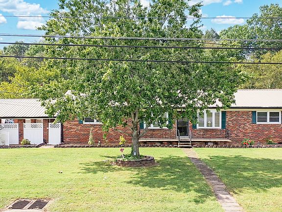 2nd image of 504 Neely Ave