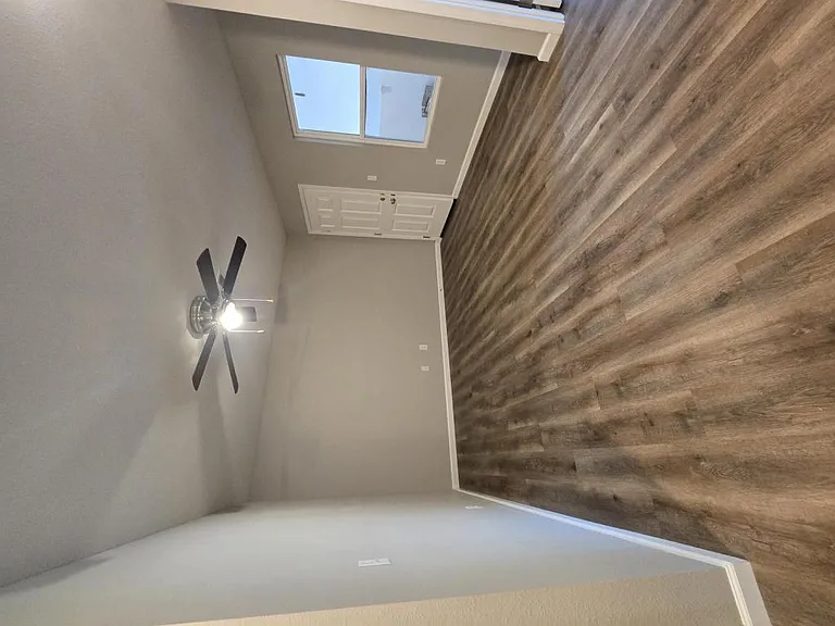 219 Cane Creek Ln — Photo 5