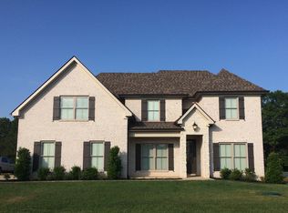 2078 Trout Trl, Murfreesboro, TN 37129