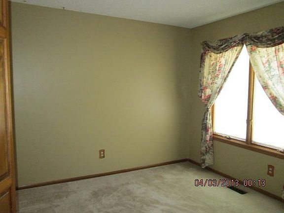 5th image of 2911 Cedar Crest Dr APT B