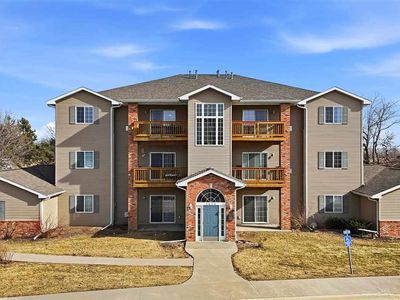 2824 Triple Crown Ln Unit 9, Iowa City, IA, 52240