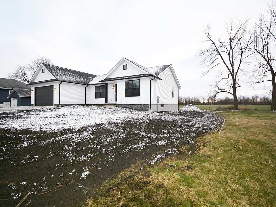 315 Oak St, Centerburg, OH 43011 Zillow