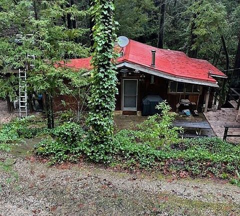 2nd image of 7150 Croy Rd #A