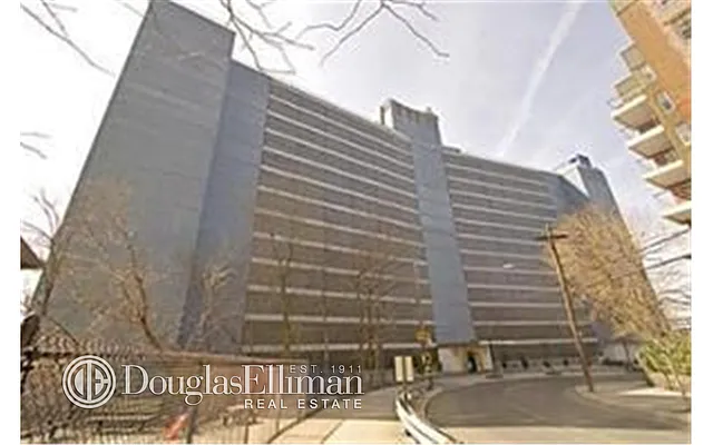 Sold by Douglas Elliman | media 21