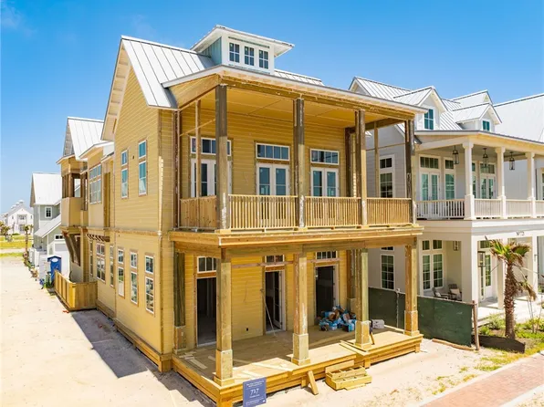 717 Coastline Dr, Port Aransas, TX 78373