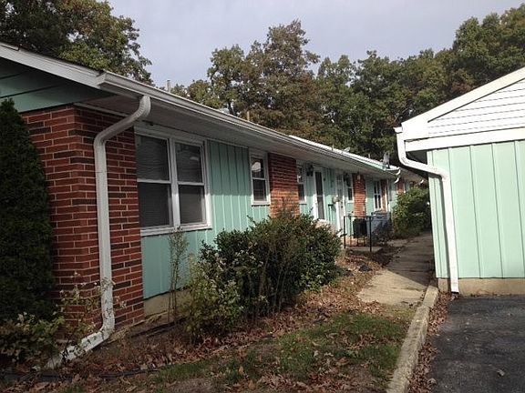 4th image of 30F Cambridge Ct Unit 30F