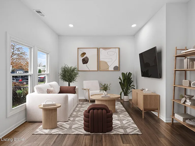 508 Lilly Ave — Photo 4
