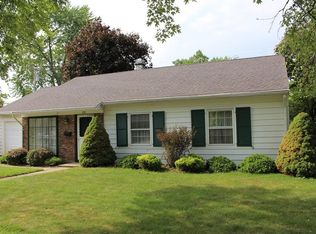 1355 Surrey Rd, Troy, OH 45373