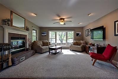 3rd image of 4167 Lake Park Ave