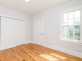 34 King St #3 — Photo 5