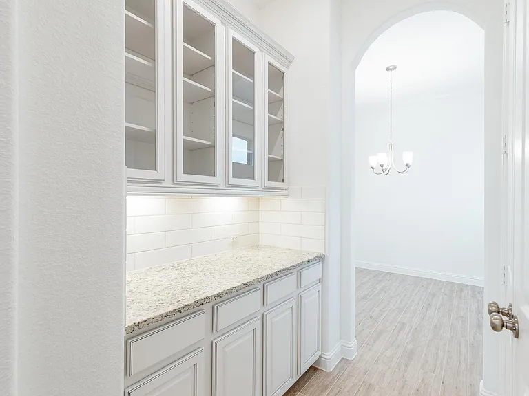 1403 Woodson Ridge Ln — Photo 18