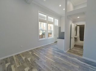 518 7th St #11, Oakland, CA 94607