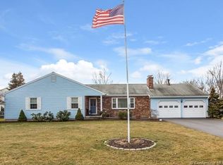 3 Cross St, Cromwell, CT 06416