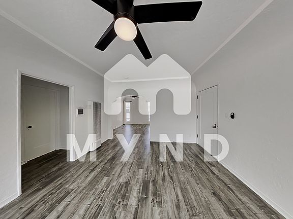 4th image of 908 D Ave #908