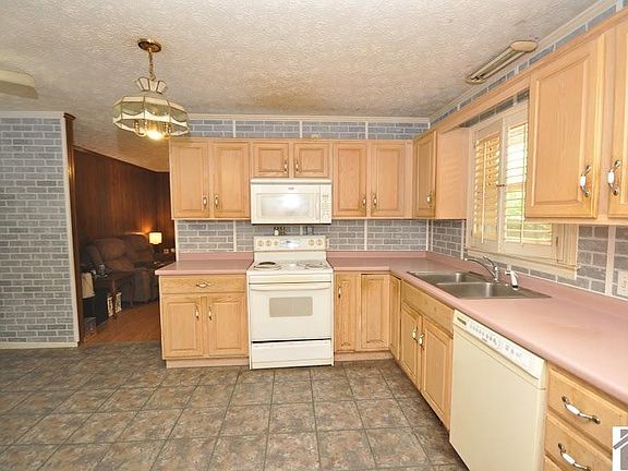 5th image of 340 Longview Dr