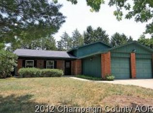 2114 Gunn Dr, Champaign, IL