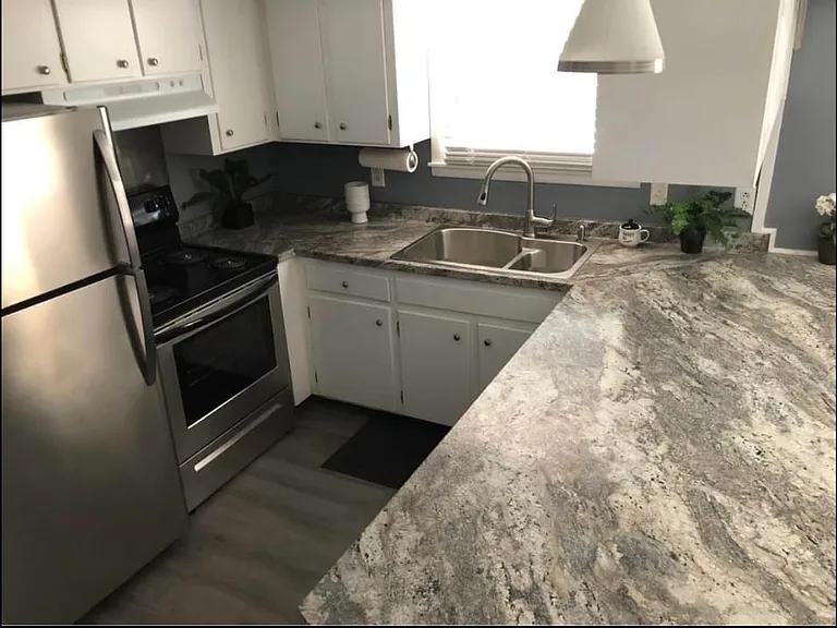 394 Annex Ave — Photo 2