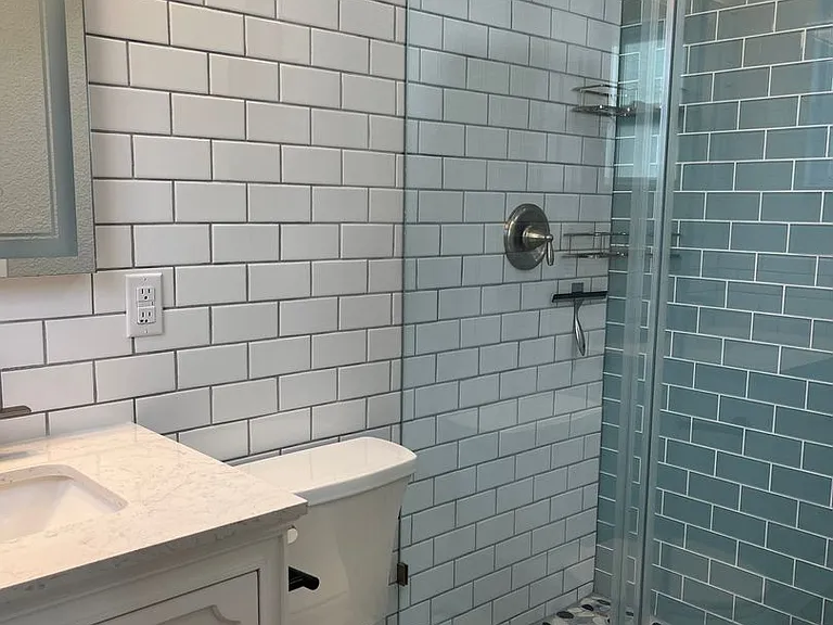 375 Carrousel Ct — Photo 18