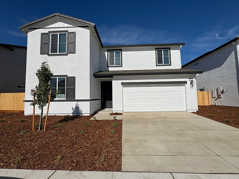 1729 Eagle River Ave — Photo 1