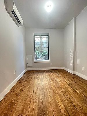 3rd image of 321 Putnam Ave #2E