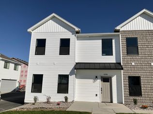 1378 Pine Crest Dr, Idaho Falls, ID 83401