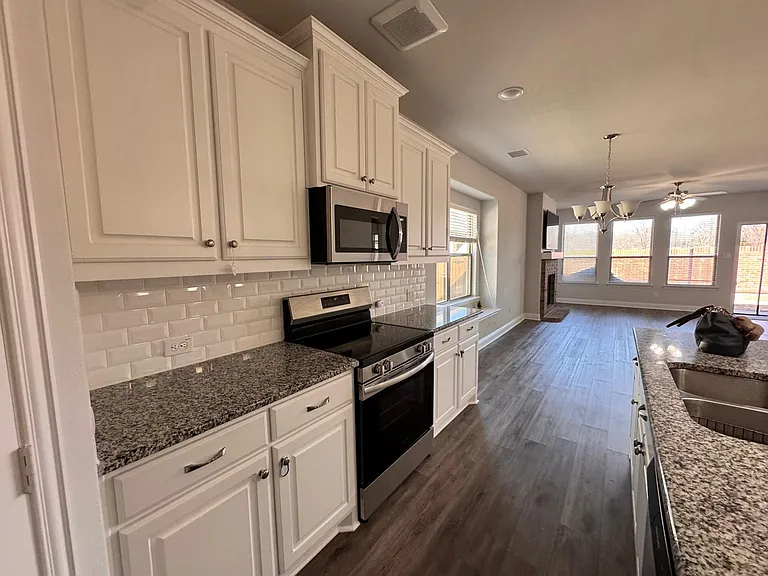 364 Saltmeadow Ln — Photo 3