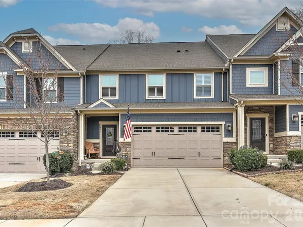 146 Beacon Dr #D, Mooresville, NC 28117