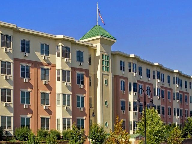 1st image of 21 Spencer St APT 304