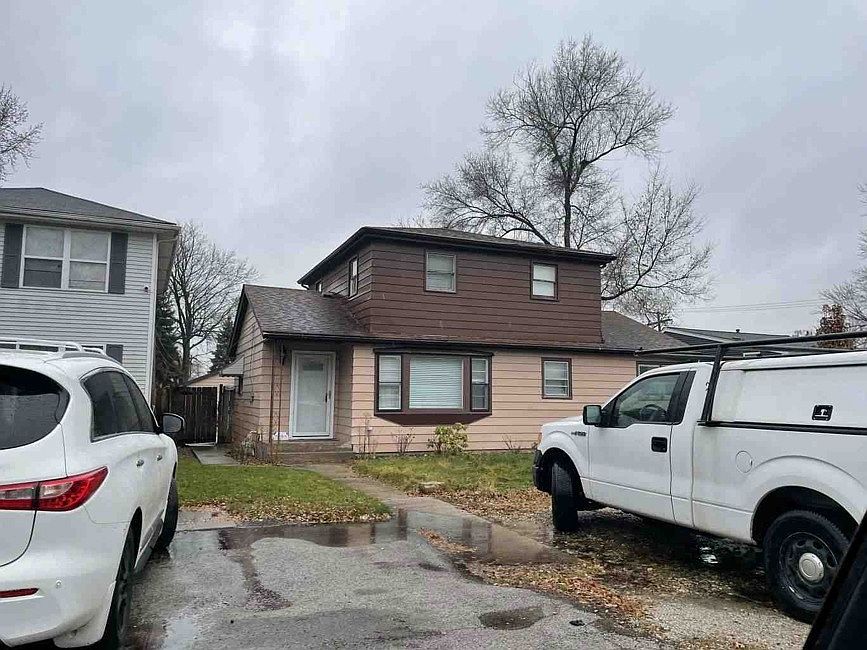 2nd image of 3751 W 116th St