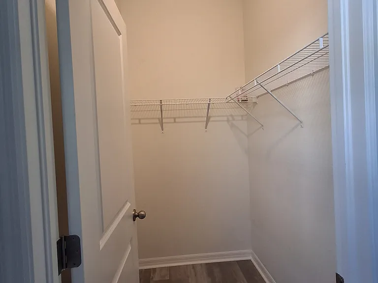 7891 Stonebrook Cir — Photo 13