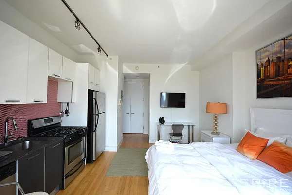 Rented by Spire Group | media 37