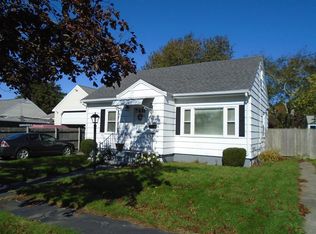121 Aquidneck St, New Bedford, MA 02744