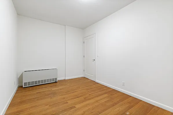 Rented by Douglas Elliman | media 7