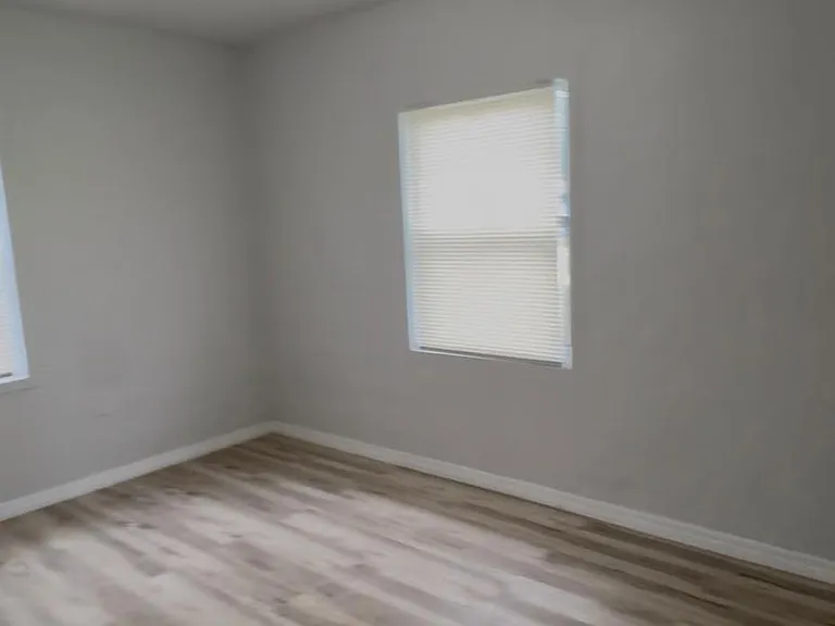 5327 Baycrest Rd — Photo 11