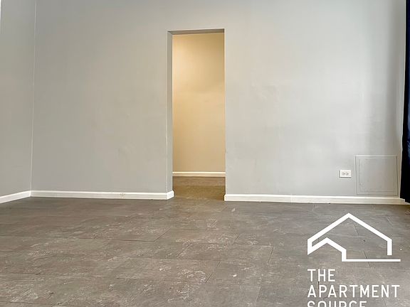 2nd image of 6226 S Western Ave #203