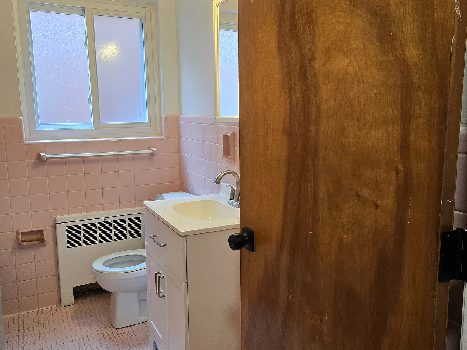 1 bed, 800 sqft, $950 — Photo 3
