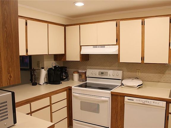 3rd image of 3505 Tarpon Woods Blvd APT H405