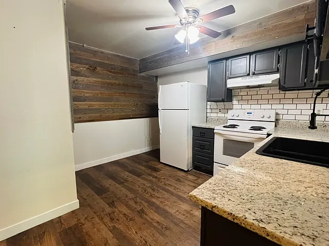 7520 Banner Ct — Photo 9