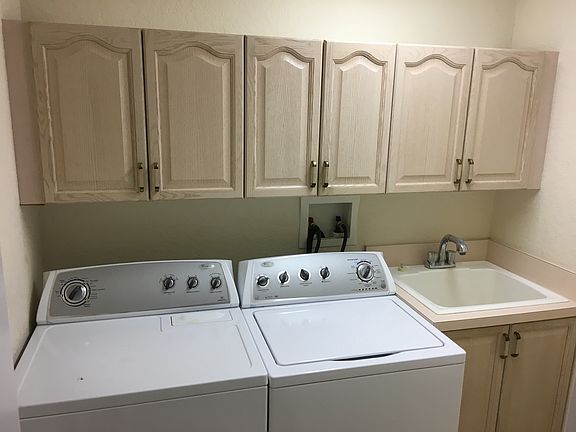 3rd image of 1162 Dixon Ct