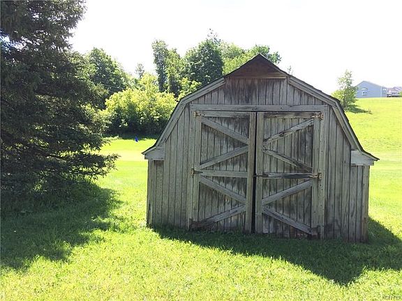Charming Rustic Shed!