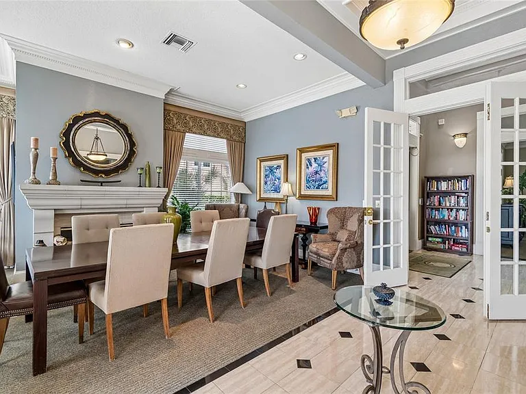 5211 Bay Club Cir — Photo 31