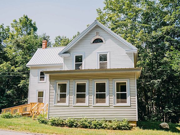 2nd image of 18 Simpson Corner Rd