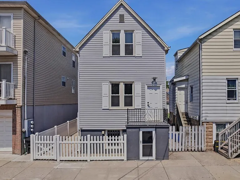 30 Edison St #1 — Photo 20