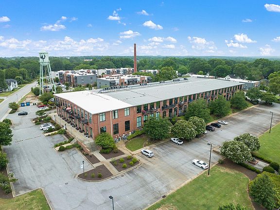 3rd image of 300 South St #Y