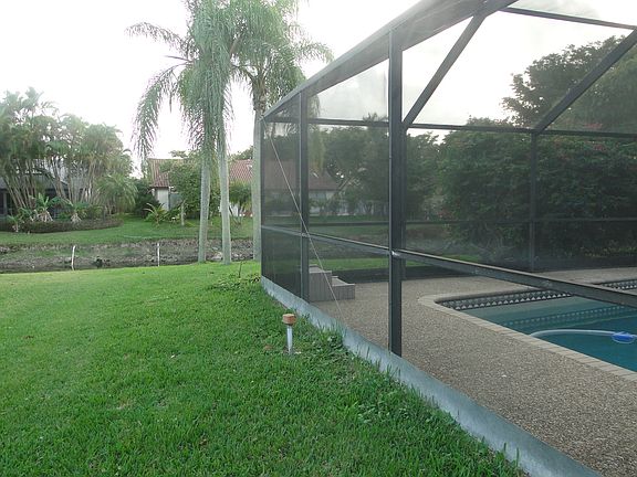 3rd image of 8556 NW 52nd Pl