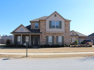 5641 Sombreado Rd, Fayetteville, AR 72703