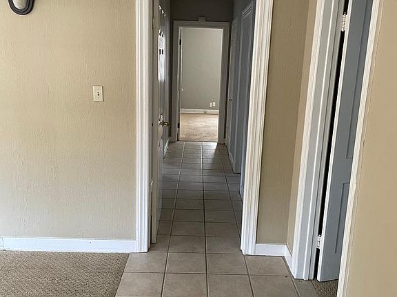 2nd image of 221 Dale Dr #A