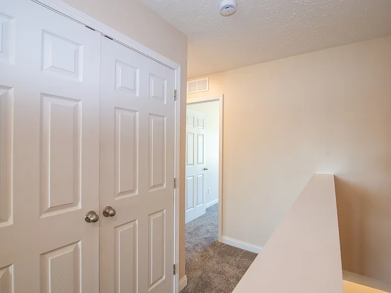203 Dixon Cir — Photo 30