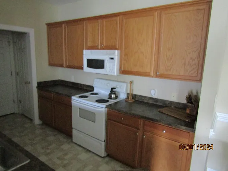 2057 Silvercrest Dr #G12 — Photo 11